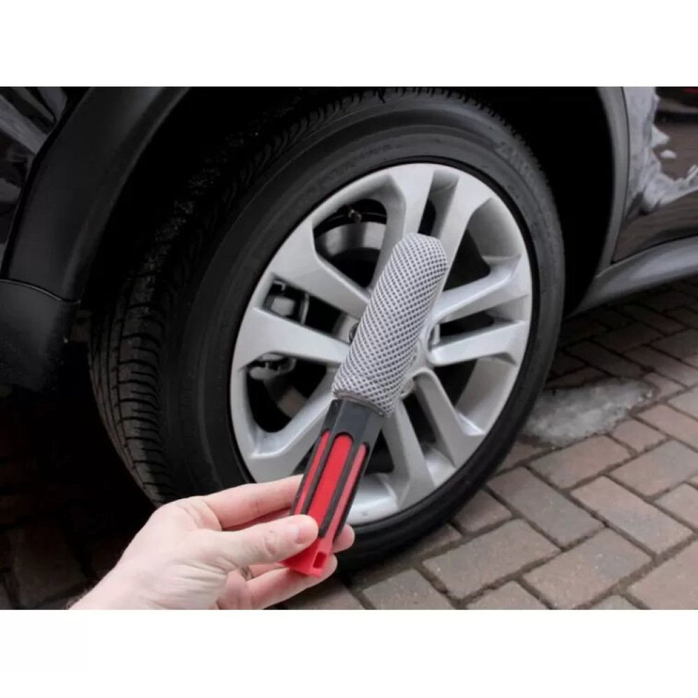 Ультрам’яка щітка для чищення колесних дисків SONAX Wheel Rim Sponge (417541)