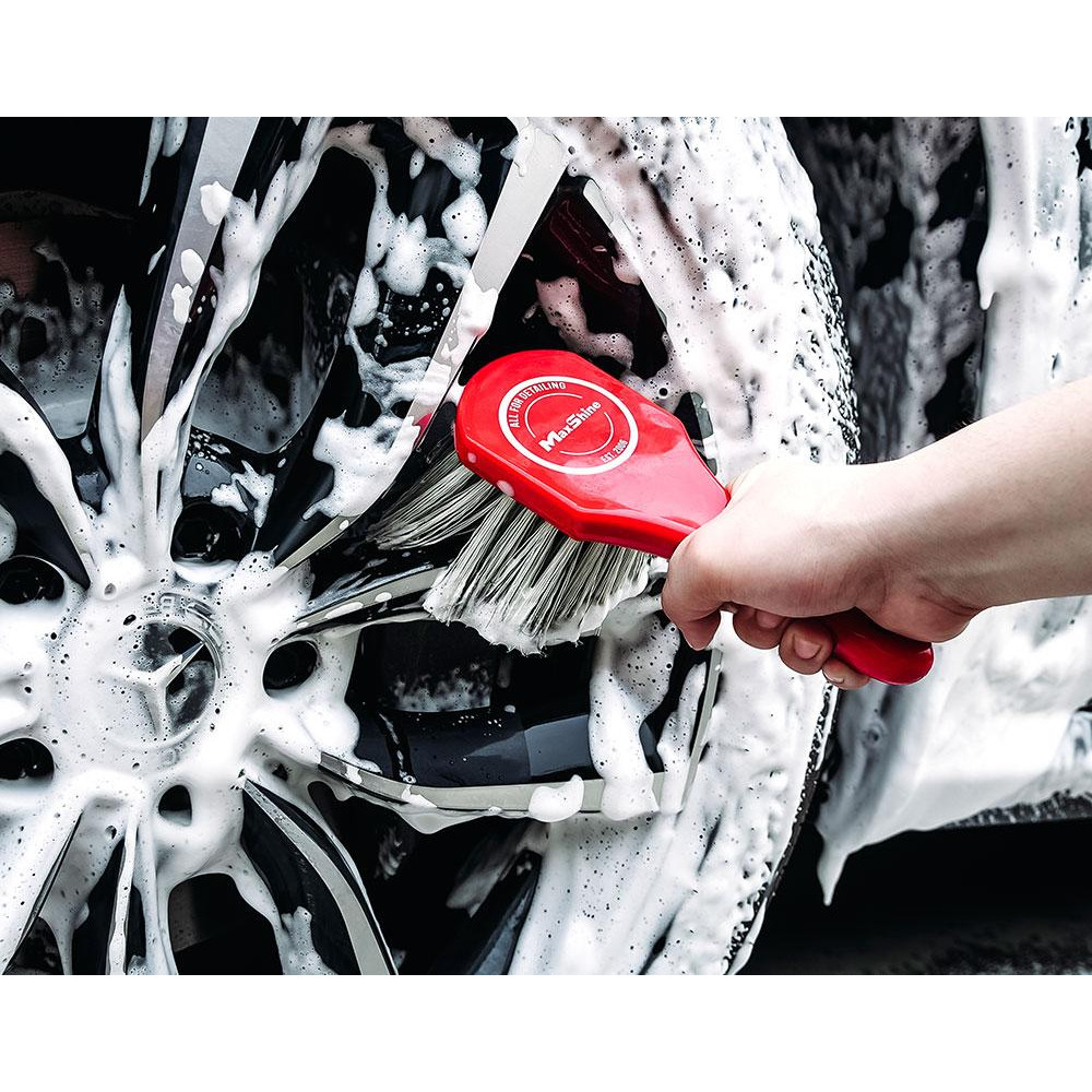 Щітка середньої жорсткості для дисків та кузова MaxShine Medium-Duty Wheel & Body Brush (7011025)