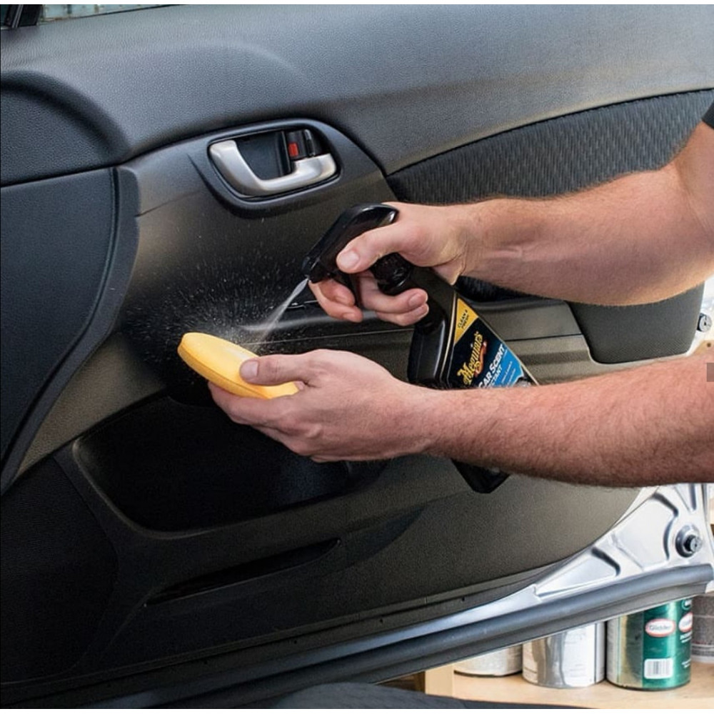 Засіб для догляду за салоном - Meguiar's New Car Scent Protectant 473 мл. (G4216)