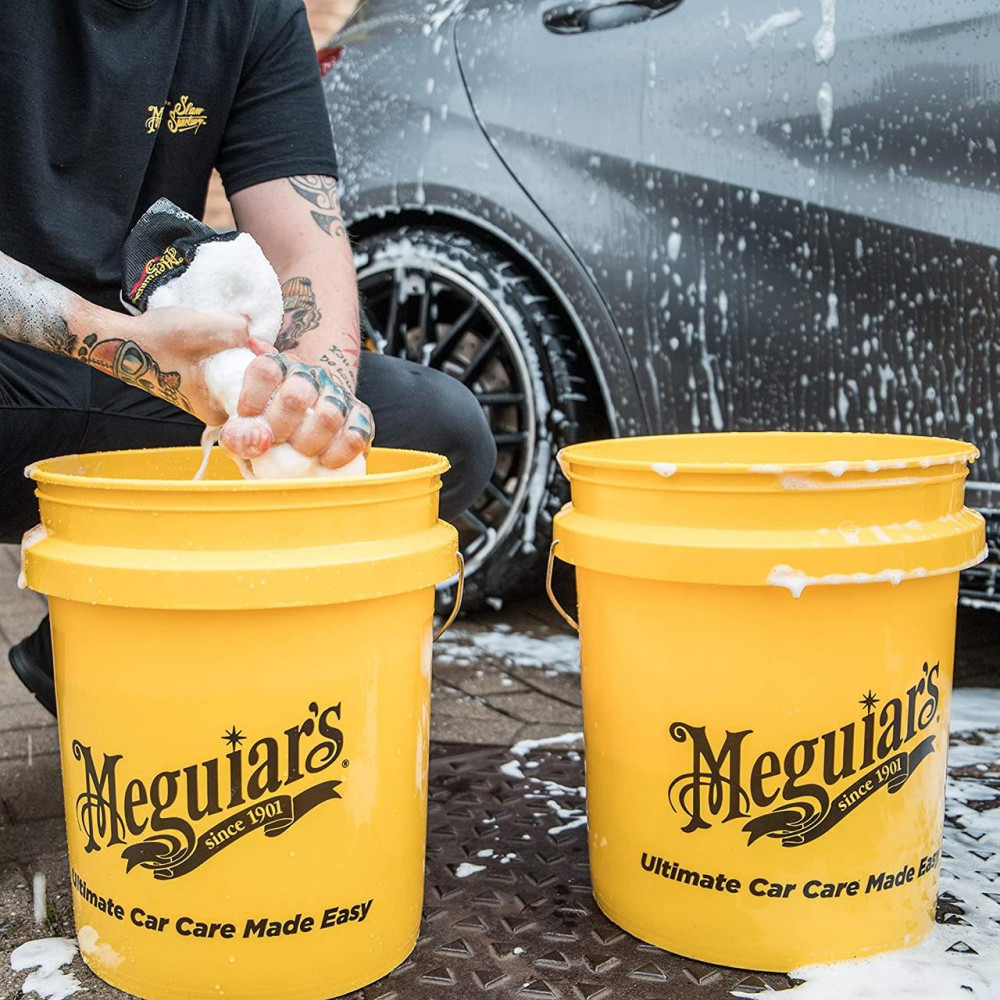 Автомобільний шампунь з воском - Meguiar's Ultimate Wash & Wax 473 мл. (G17716EU)