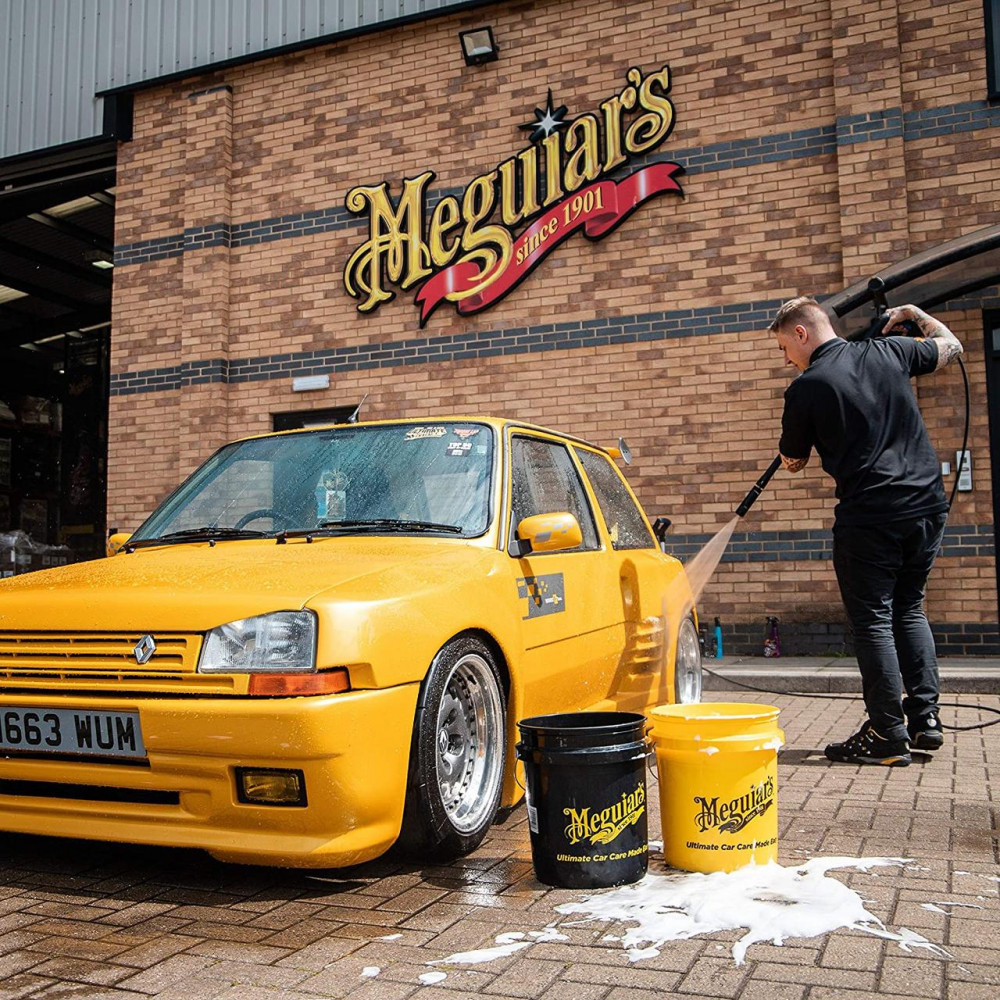 Автомобільний шампунь з воском - Meguiar's Ultimate Wash & Wax 473 мл. (G17716EU)