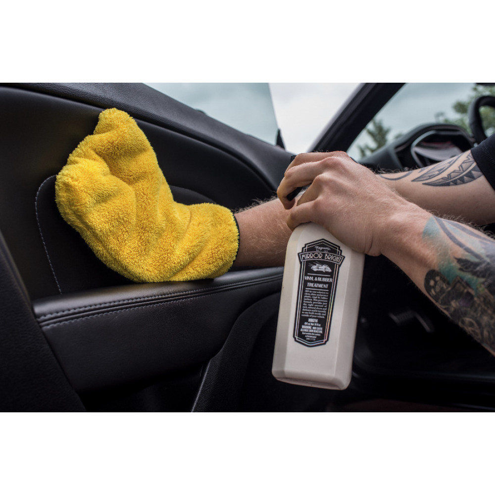 Рукавиця мікрофіброва для догляду за салоном - Meguiar's Detailing Mitt 5x25x15 см. жовтий (X1804EU)