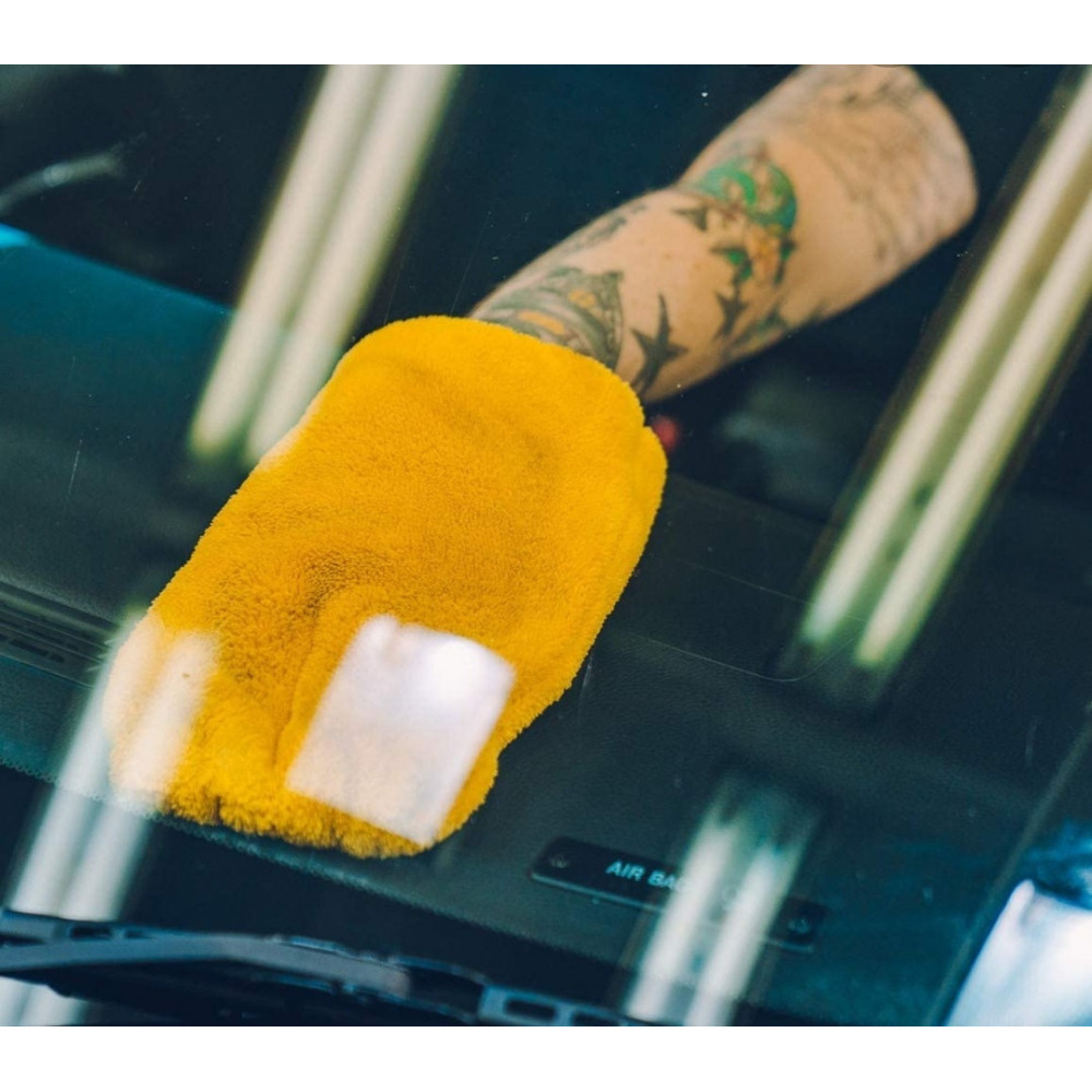 Рукавиця мікрофіброва для догляду за салоном - Meguiar's Detailing Mitt 5x25x15 см. жовтий (X1804EU)